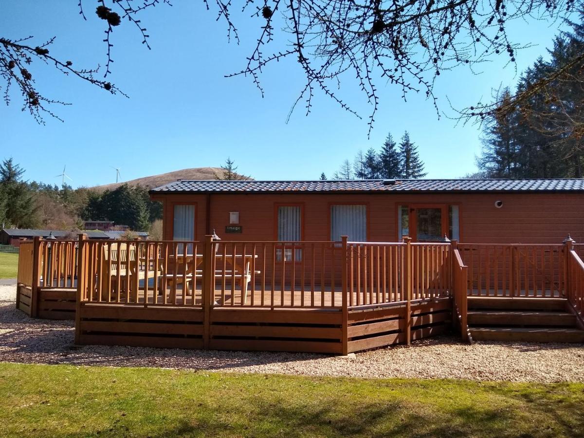 Glendevon Lazy Days Lodge מראה חיצוני תמונה