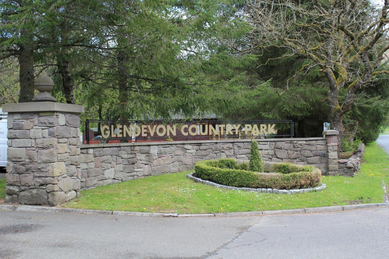 Glendevon Lazy Days Lodge מראה חיצוני תמונה